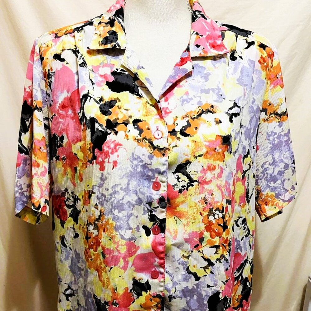 DonnKenny Floral Blouse ~ Multi Colored ~ Short Sleeves ~ 1980's ~ Button Front